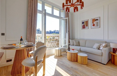 Faubourg-du-Roule Apartment | TBS 249 - Luxury apartment Avenue Champs-Elysées