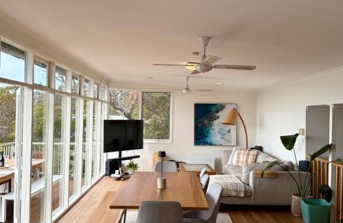 Anglesea House | Te Aroha Hideaway Anglesea