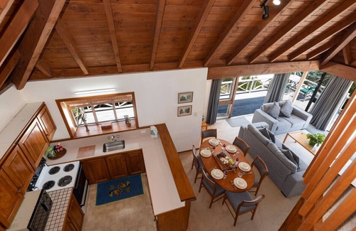 Russell House | Te Maiki Escape - Russell Holiday Home