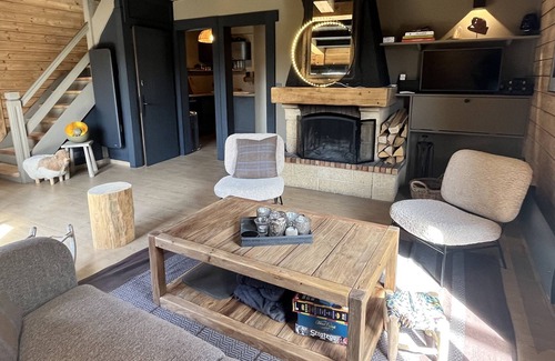 Station de Drouzin le Mont Ski Chalet | Tea Cedar Lodge - Chalet in the heart of nature