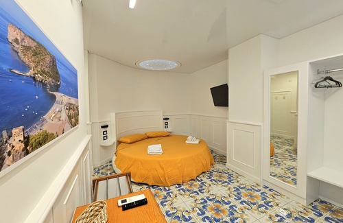 Praia a Mare House | Tea Luxury