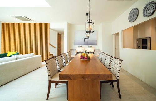 Choeng Thale Villa | Teak 5 Bedroom Luxurious Pool Villa, Bangtao Beach