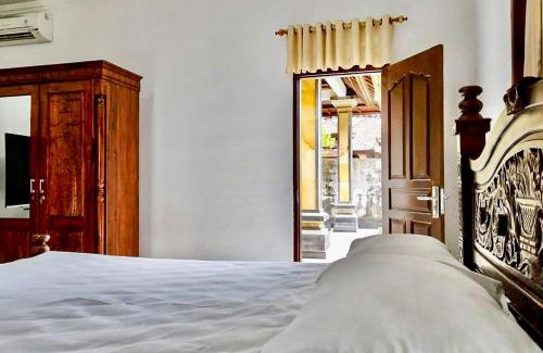 Gianyar Hotel | Tebluess Guesthouse Gianyar RedPartner