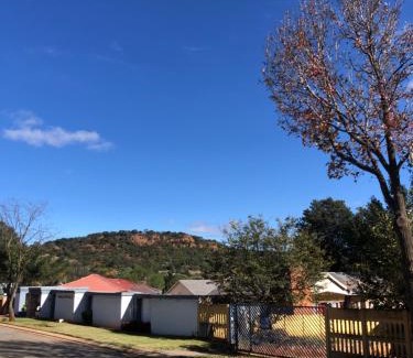 Greater Johannesburg Metropolitan Area House | Tebogo Holiday Home