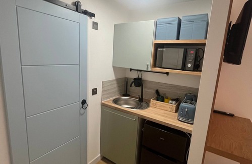 Richmond-upon-Thames Apartment | Teddington Little Secret