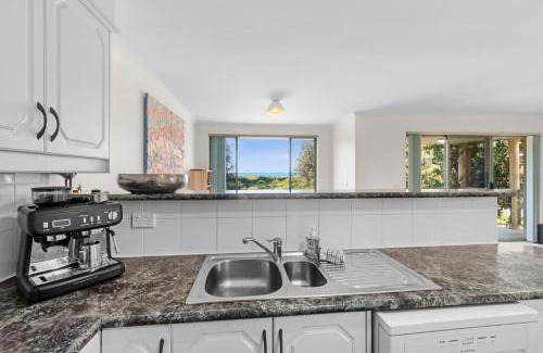 Broulee House | Teds at Broulee