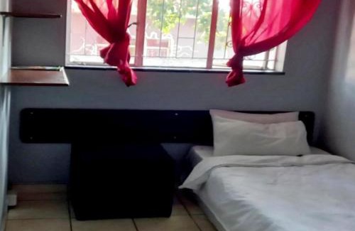 Windermere Cabin | Tekweni Backpackers