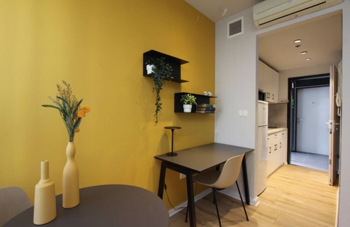 Tel Aviv Apartment | Tel Aviv Uni Chic Studio C707