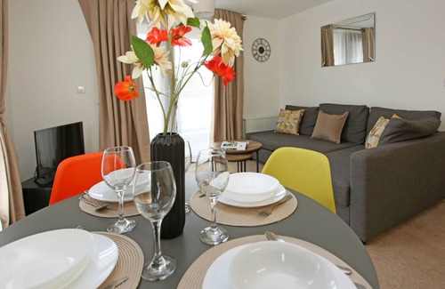 Telford Apartment | Telford - 2 Bedroom Modern Apartment