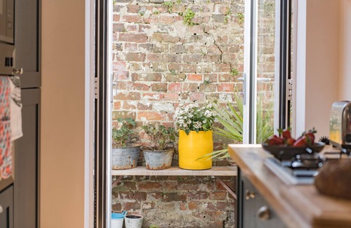 Deal Cottage | Tell-Tale Cottage, Deal