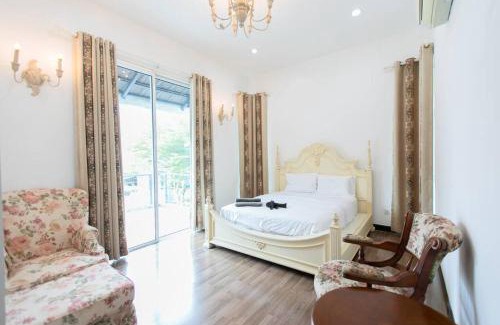 George Town House | Teluk Bahang European Style SemiD 4 Bedrooms 10ppl