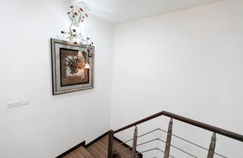 George Town House | Teluk Bahang European Style SemiD 4 Bedrooms 10ppl