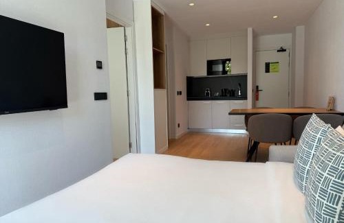 Sant Adria de Besos Hotel | Tembo Barcelona