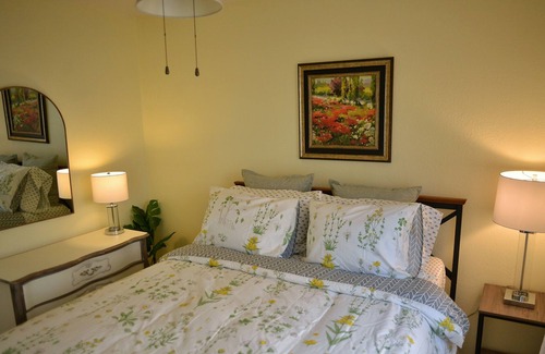 Temecula House | Temecula Wine County Cottage