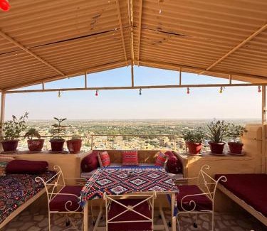 Amar Sagar Pol House | Temple View - Boutique Stay On Fort