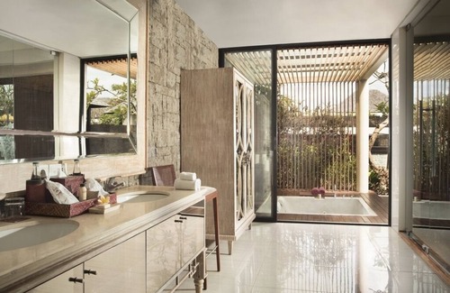 Batubelig Villa | Temptation One-Bedroom Villa with Private Pool and a well-equipped kitchen