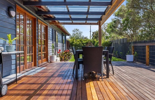 Inverloch House | Tempting Tamara Inverloch
