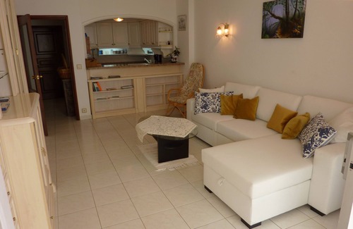 La Matanza de Acentejo Apartment | Tenerife '1 Million - $ - view' of Mount Teide and the North Coast. Dream pool