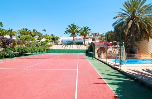 Empedrola House | Tenis Janka by Interhome