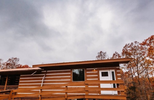 Muddy Pond Apartment | Tennessee Dream Getaway