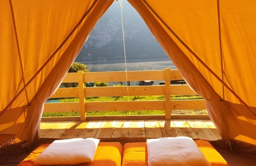 Novalaise RV Rental | Tent-Premium-Ensuite with Shower