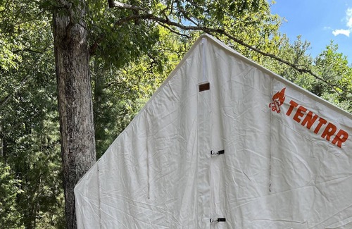 Livingston RV Rental | Tentrr Signature Site - Jeb's Escape- The Camp at Dearsville