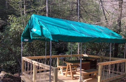 Jim Thorpe RV Rental | Tentrr Signature Site - Bear Creek Hideaway - Coleman Outfitted Site