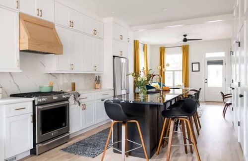 East Side House | Tequila Sunrise by Minty Living