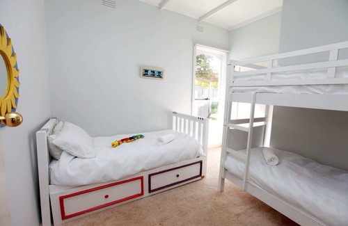 Jam Jerrup House | Tequila Sunset - Sea Views - Beach meets Farm