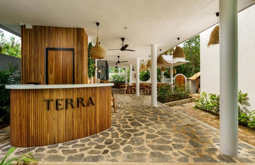 Kathaluwa Hotel | Terra Resort