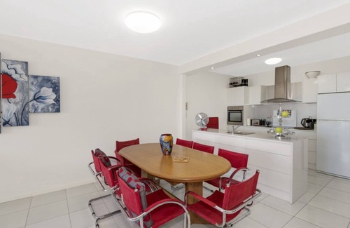 Avoca Beach Apartment | Terrace 5 - Fabulous Location