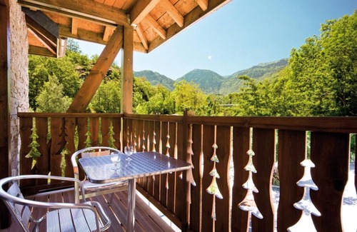 Ax-les-Thermes Apartment | Terrace, balcony, parking, tv, ski locker, 34m², Ax-Les-Thermes