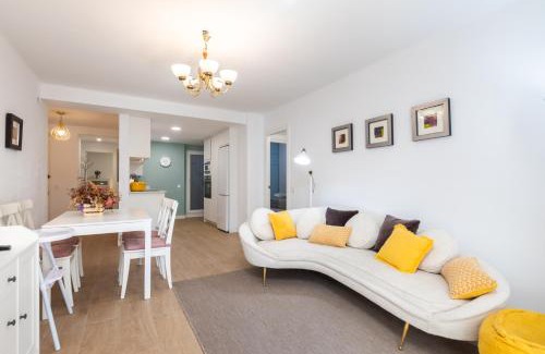 Arrancapins Apartment | Terrace Lux Apartment