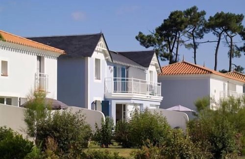 L'Aiguillon-sur-Vie House | Terrace, parking, 56m², Saint Gilles Croix de Vie