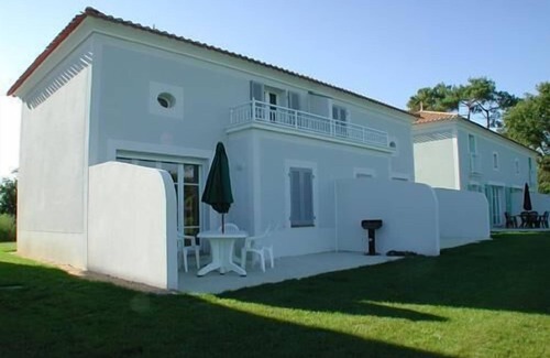 L'Aiguillon-sur-Vie House | Terrace, parking, 74m², Saint Gilles Croix de Vie