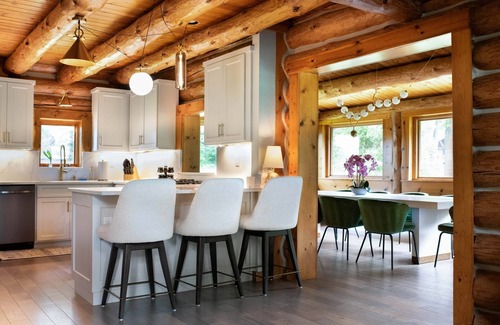 Rockbridge Cabin | Terrapin Hideaway's Loggerhead Main Lodge, Hocking Hills Logan Laureville Rockbridge Sleeps 16 Hot t