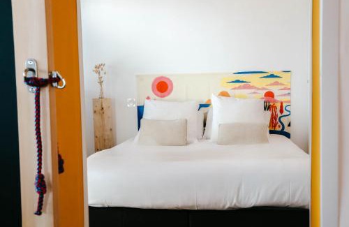 Plouguerneau Apartment | Terrasse face à l'océan pour 4 personnes