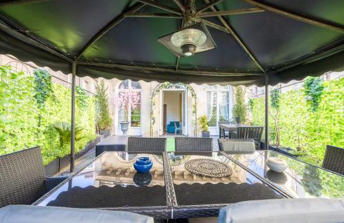 Nantes Centre Apartment | Terrasse Royale au Coeur de Nantes