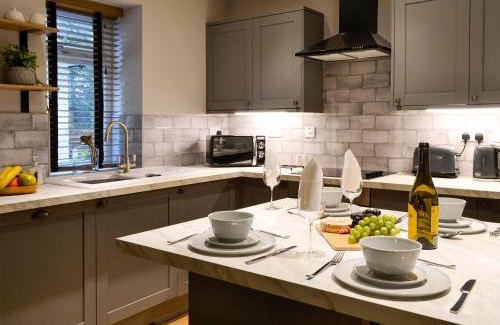 Dumfries House | Terraughtie Cottage East-Uk31767