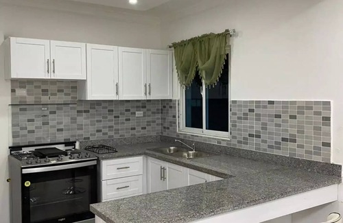 La Vega Province Apartment | Terraza & Jacuzzi Privada! 3 Habitaciones La Vega