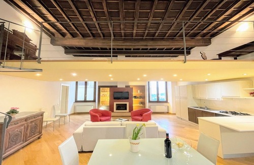 Spoleto Apartment | TERRAZZA DUOMO, SLPS 6, PEDESTRIAN CENTRE, 2 TERRACES + SENSATIONAL VIEWS