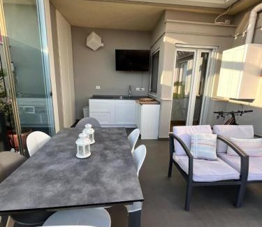 Ladispoli Apartment | Terrazza sul mare