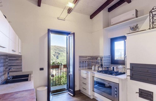 Reitano Apartment | Terre di Lucida Apartment