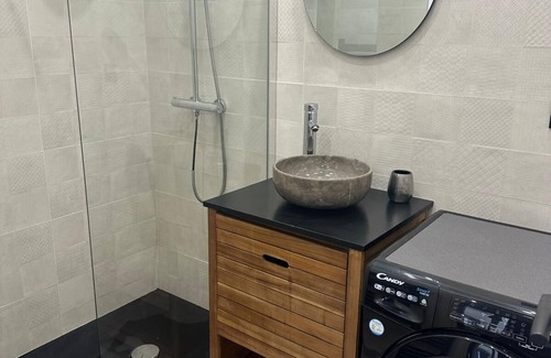 1st Arrondissement Apartment | Terreaux, Apartment 37 m² Avec 1 Chambre, Rue Calme