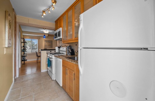 Imperial Beach House | Terrific 2-bedroom house with WiFi in Imperial Beach Large Yard pet ok