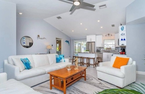 Pinehurst House | Terrific 3-bedroom heated pool house near beaches and golf courses!