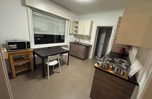 Zelzate Apartment | Terrific 4-bedroom apartment in Zelzate