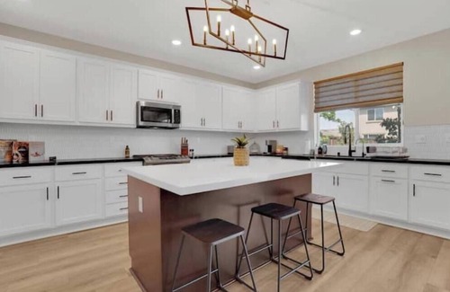Lathrop House | Terrific 5-bedroom model home in Lathrop