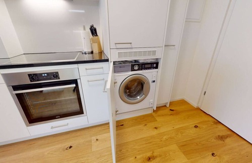 District 6 Apartment | Terrific studio in the city center, sunny (Sun 2)