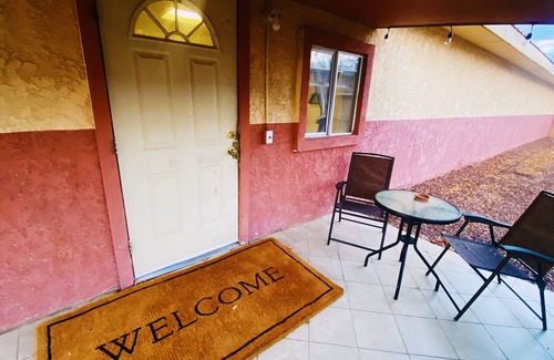 Thatcher House | Terrific Townhome Thatcher!!!!! 8th St Fitness Club
